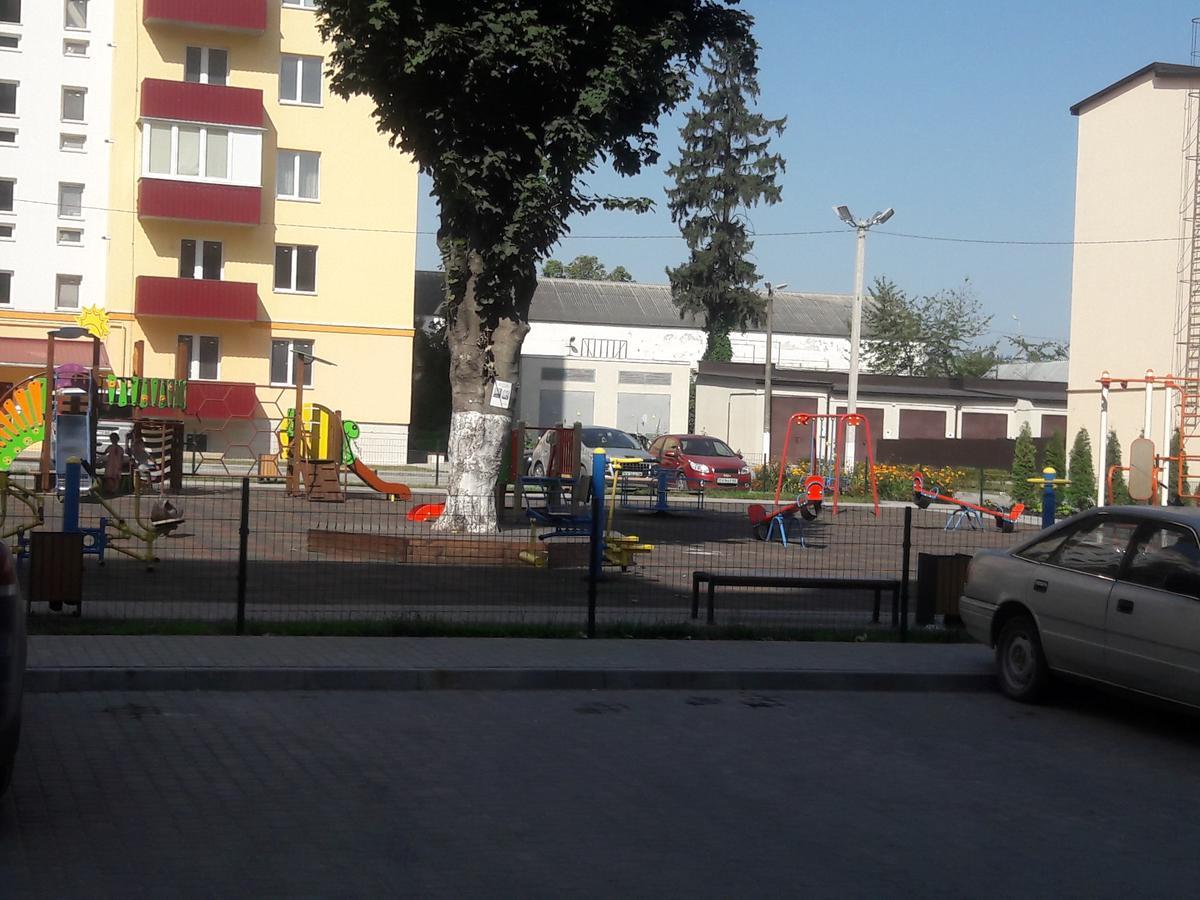 Apartments Koryatovichi Street Каменец-Подольский Экстерьер фото